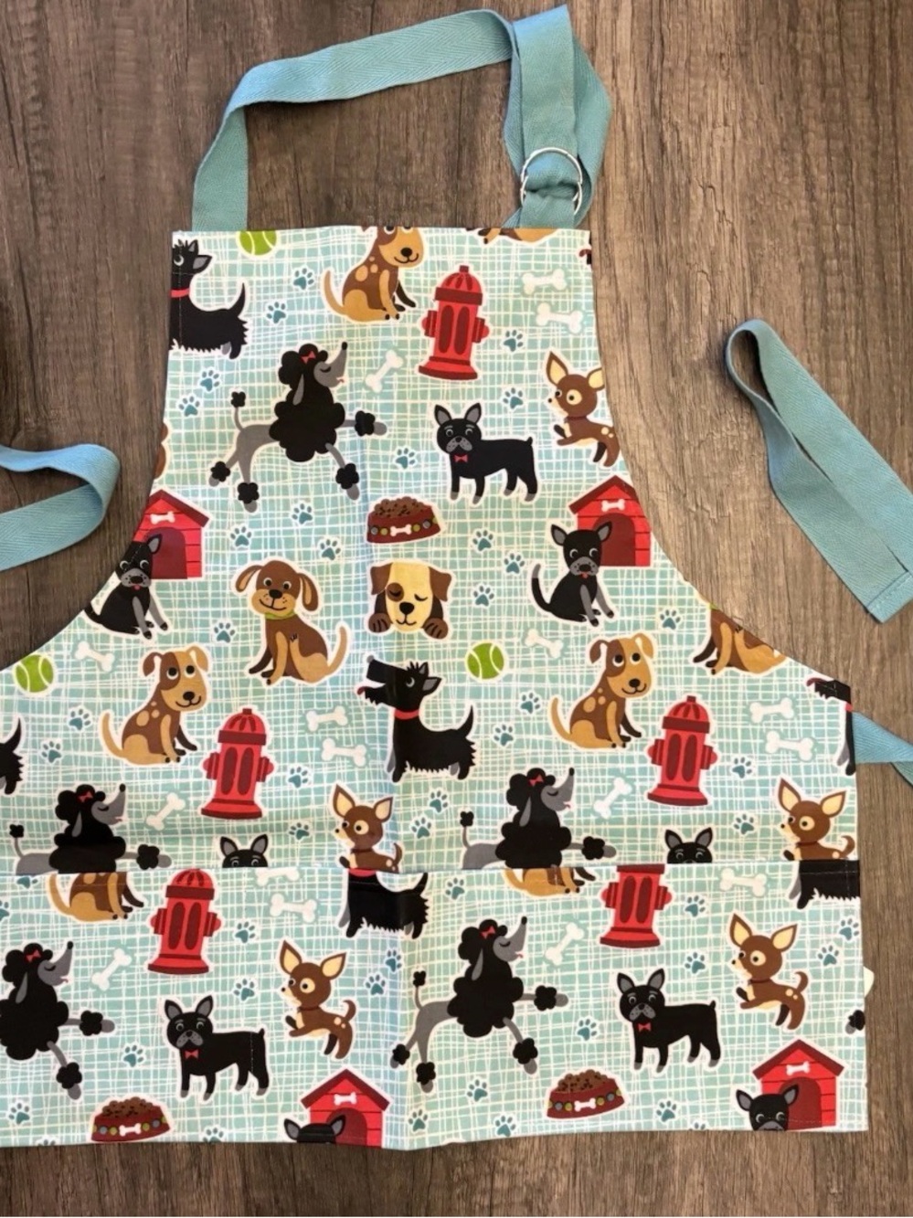 Danica Studio Kids Puppy Dog All-Over-Print Apron for Baking, Paint or Play